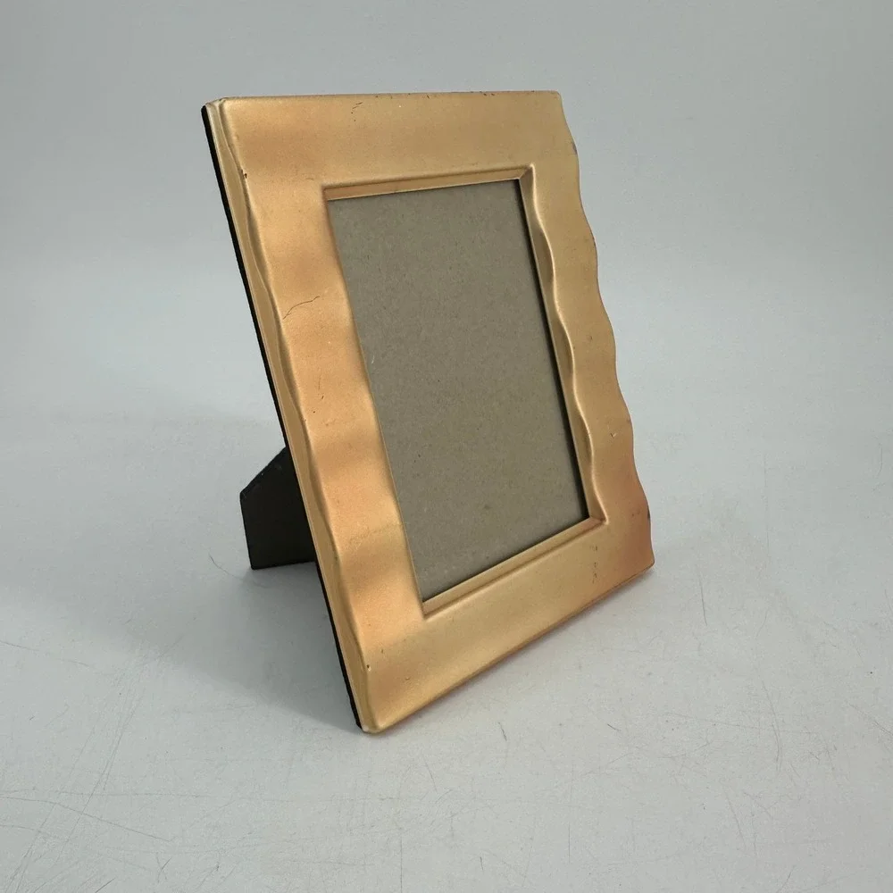 Matte Gold Wavy Scalloped Edge Picture Frame Tabletop Vertical Display Decor